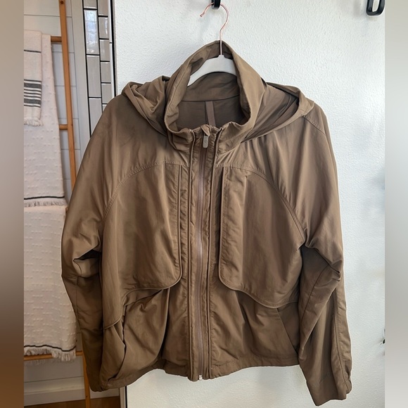 Lululemon Always Effortless Jacket - Picture 2 of 5